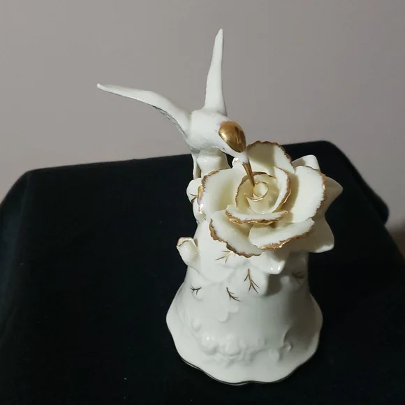 LENOX Hummingbird Bell - Picture 2 of 5